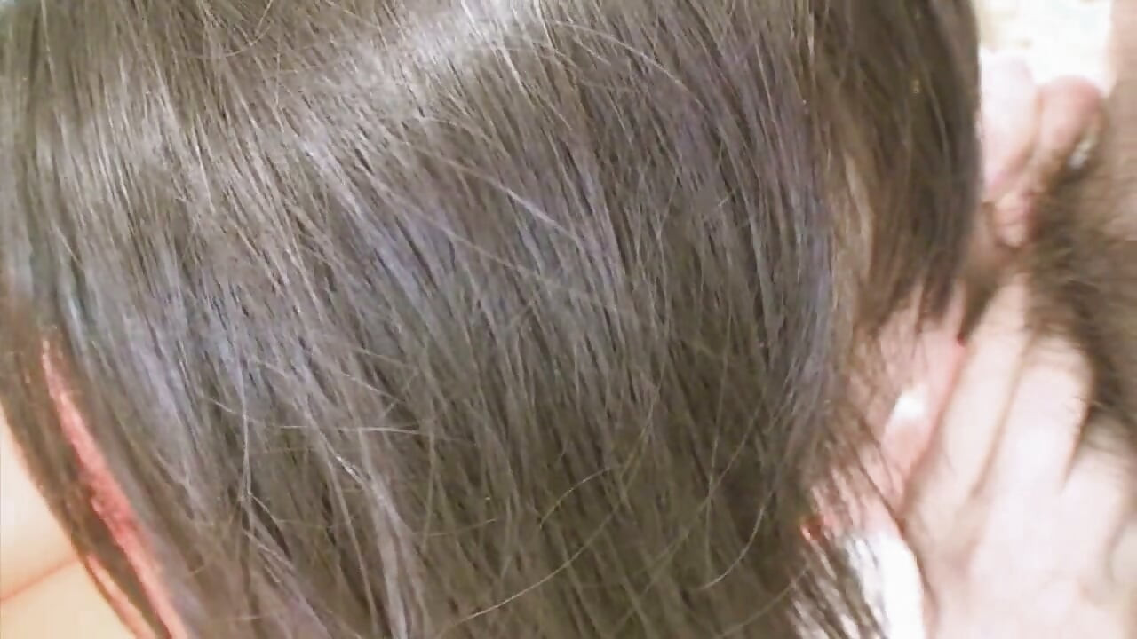 Asiatiska MILF har en stor kuk