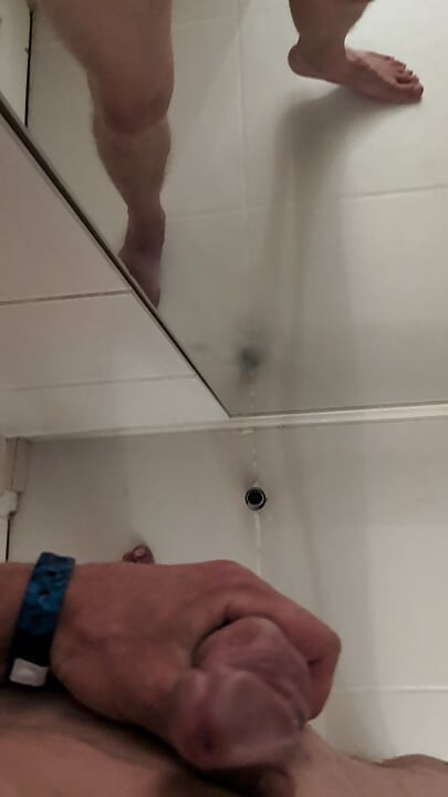 On the last evening, again even the hand fucked and horny cumshot