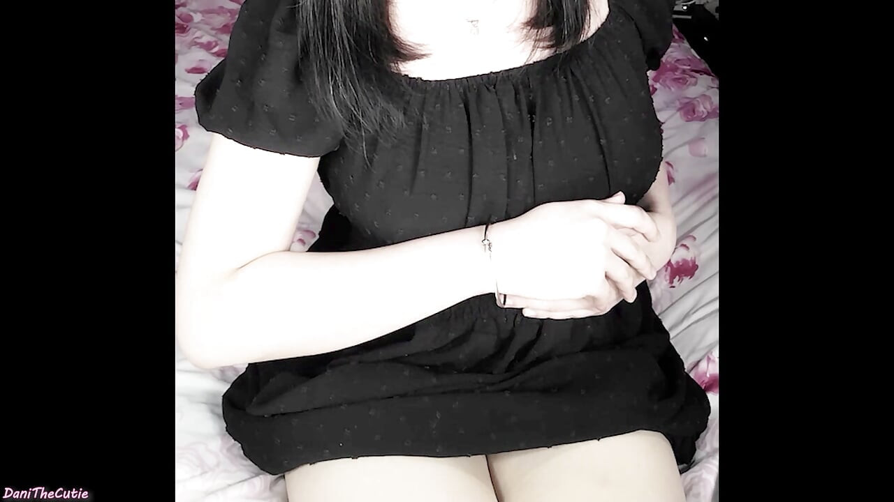 Cute Tgirl DaniTheCutie encourages you as you both explore her sexy body