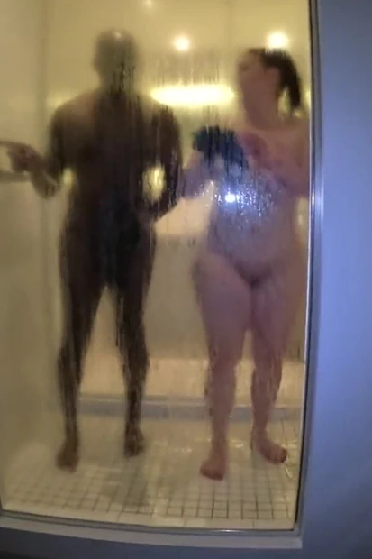 Steamy Sexy Encounters Between Sir Maxximus & MILF Polyjswitch