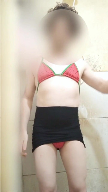 Must-share moment from "Wearing a Brazilian miniskirt and bikini"