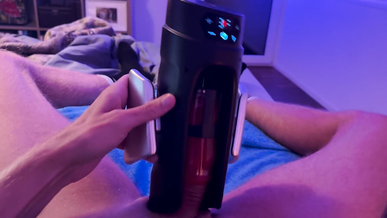 My dick is too big for this lousy toy, so I bring back Leiten blow job robot to finish the job