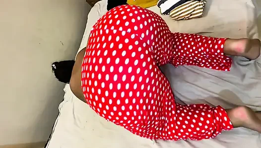 Dicker arsch wie fettes schwein Ägypten heißes molliges mädchen auf bett sie will analfick von fremdem typen