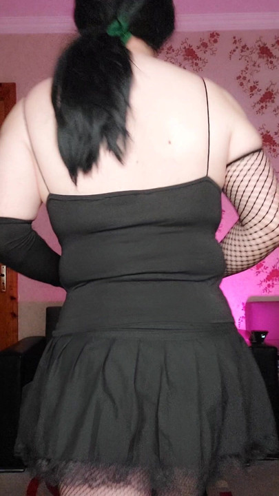 Hottie Gothic