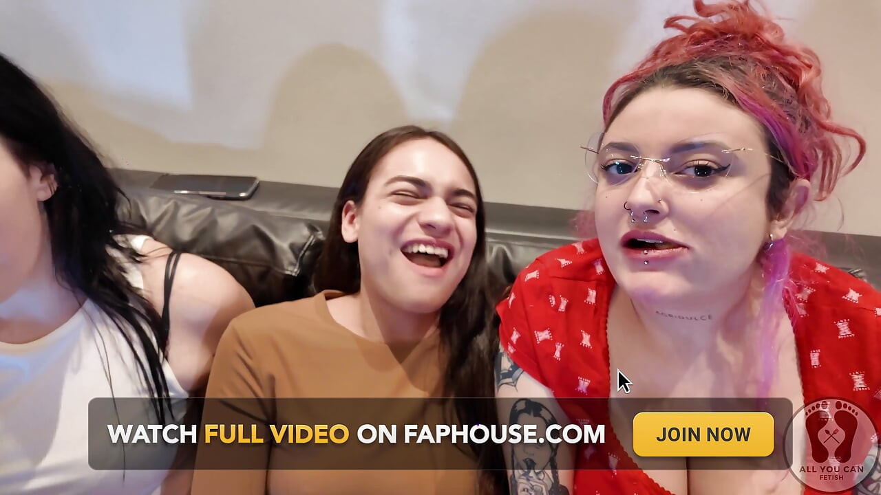 Four Girls Lollipop Chewing Gum Fetish Kissing Licking