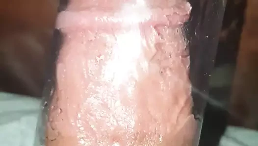 Sikim penis pompasıyla buluşuyor