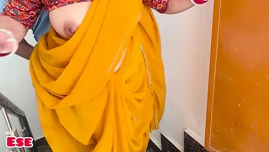 Maalkin Ne Naukar ko Padka Stairs Par MOOTH-Marte Hue!!