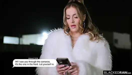 BLACKEDRAW Ненасытная блондинка Серена Sterling пожирает чудовищного большого черного члена Голливуда