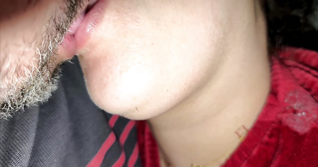 Un Couple Iranien Baise Une Grosse Bite Romantique