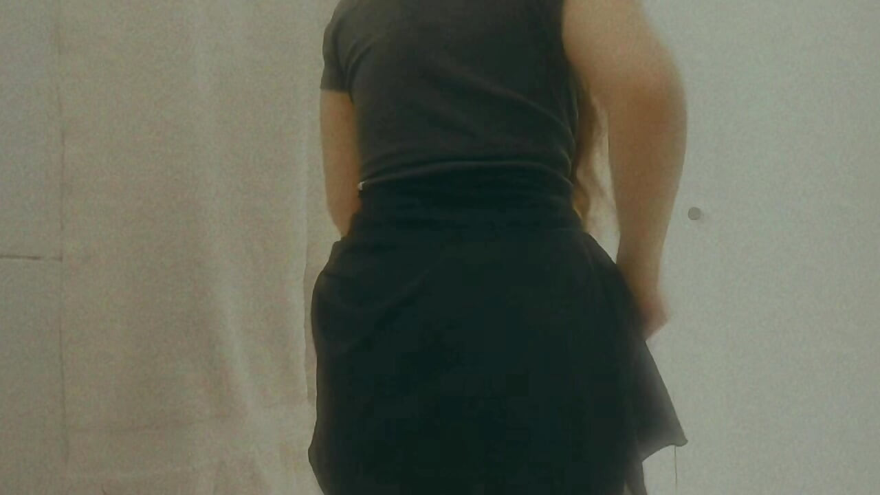 Horny sweet girl fairy bliss touching herself at the bathroom and moaning for u while her pussy its getting dripping wet