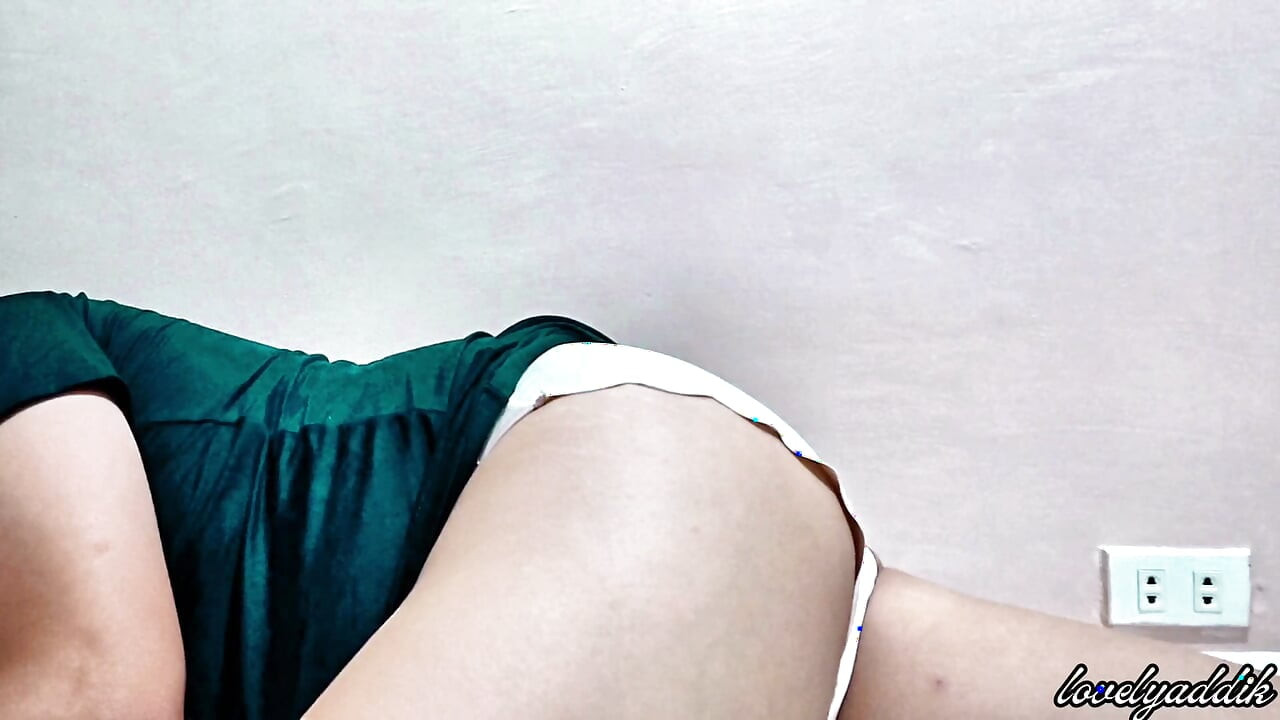 الفلبينية بحاجة إلى اللعنة تبحث عن أجنبي بزب كبير يمكنه أن ينيكني بقوة أكبر