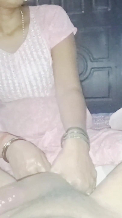 Simran palm and finger magic. | Clip 2