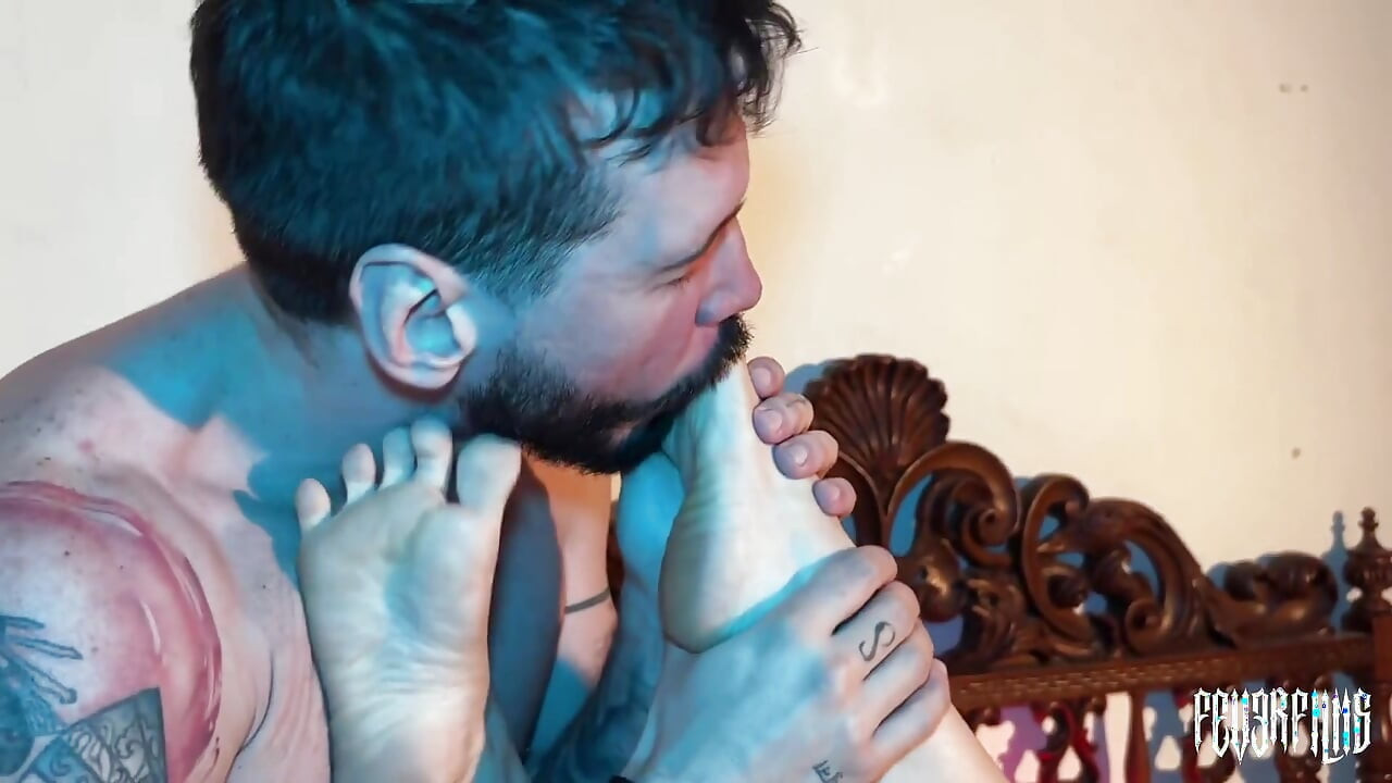 Passion at Her Feet: a Couple Having Sex with a Strong and Sensual Footprint
