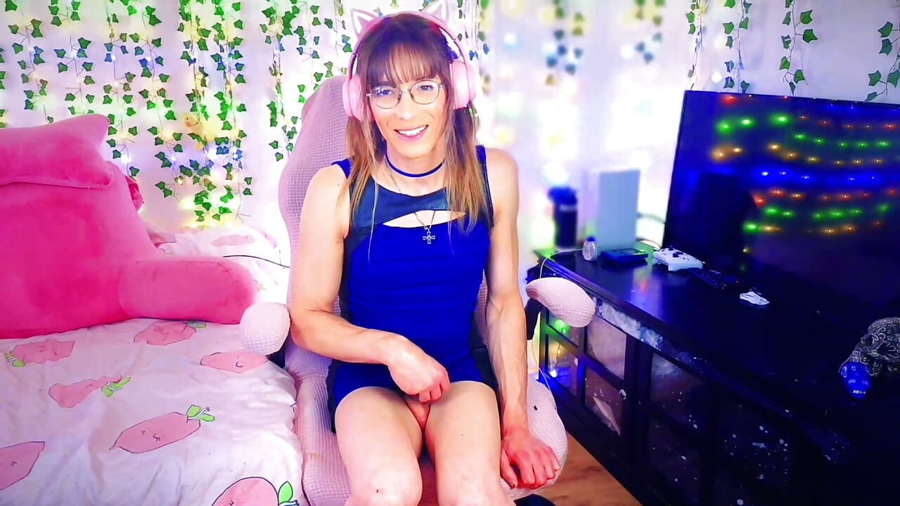 Slatka trans djevojka, tako mišićava