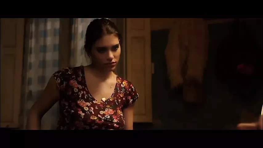 Eva De Dominici – Sangre en la boca(2016)