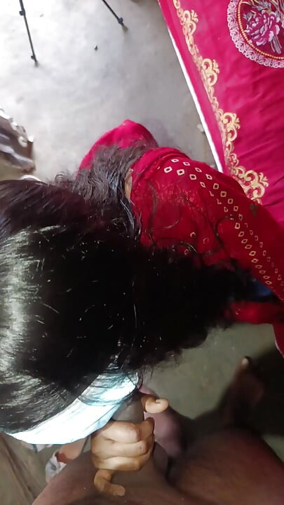 मैडम अपनी प्राइवेट छात्रा का वेतन चोदकर चुका रही है।