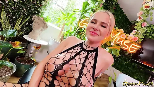 Hadiah terbaik dari si seksi elisa bethann