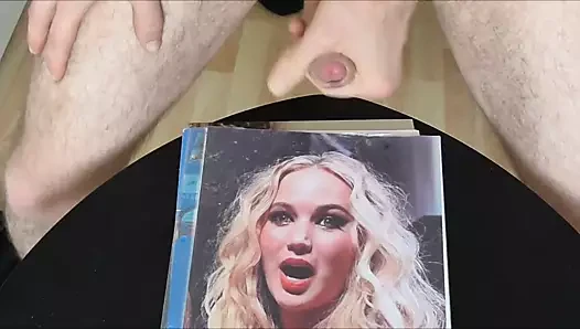 Jennifer Lawrence'ın anısına