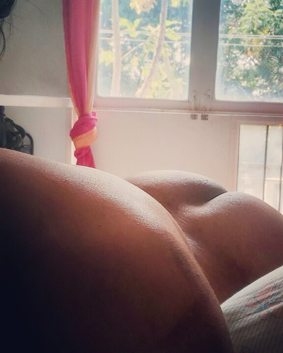 Strip & twerk