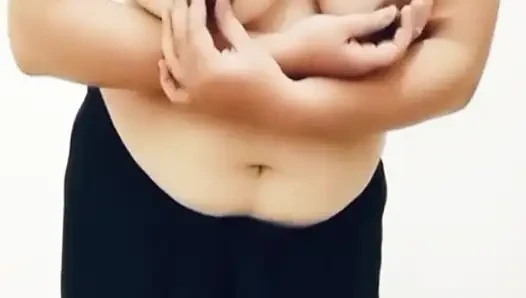 Istri sange india lagi berpose sambil bugil