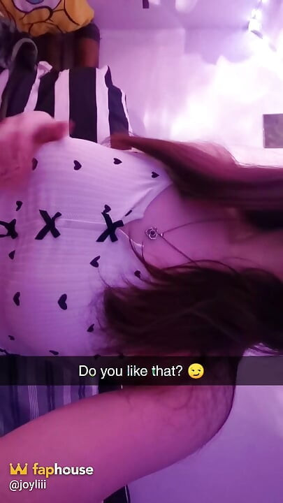 딜도를 따먹는 Joyliii