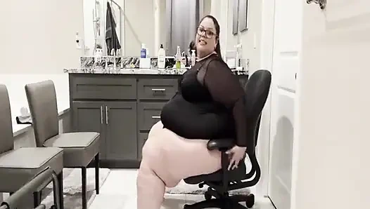 Люкс в нижнем белье: пухлый Рай, тугий стул соблазняет (пс)