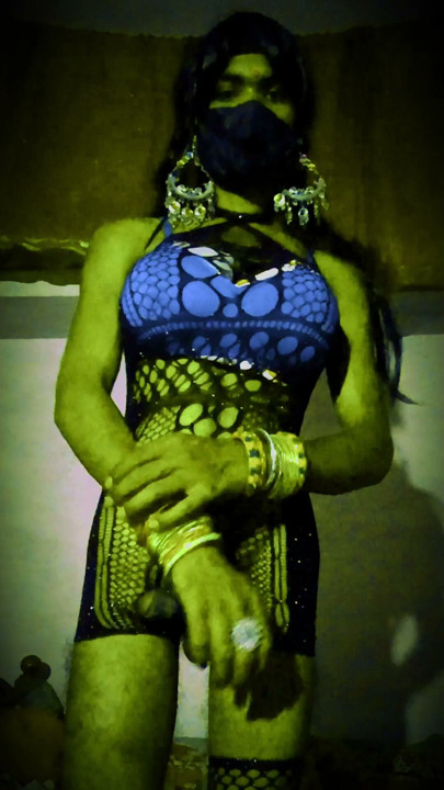 vai gostoso, ai, soca vai, soca no sapotinho vai, soca sapotinho vai, soca sapotinho wai, 

It's going to be my little bit, so it's going to be everything.