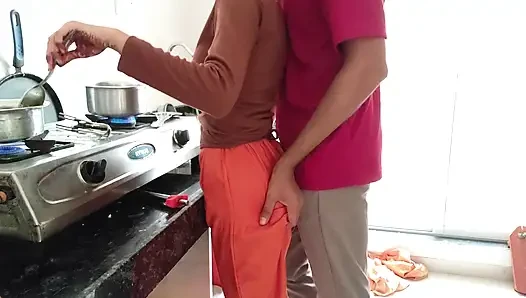 Indian wife kichten fuck hard