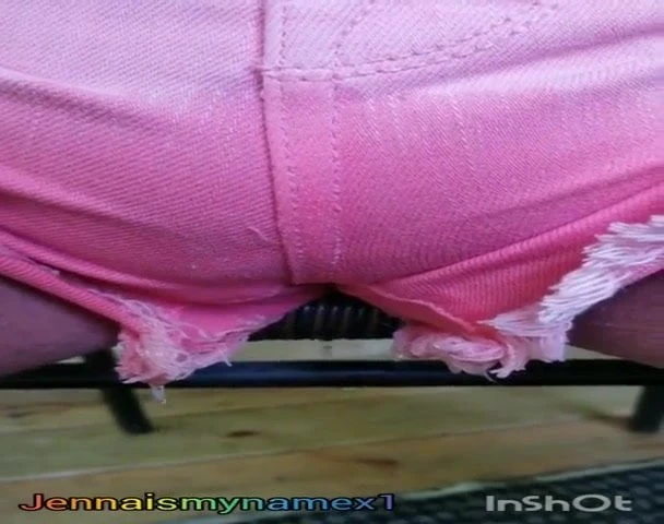 Bbw pink denim shorts wetting