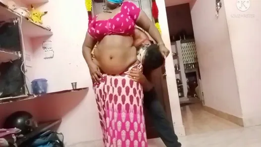 Drugi mąż rucha nastoletnią tamilską dziewczynę w sari