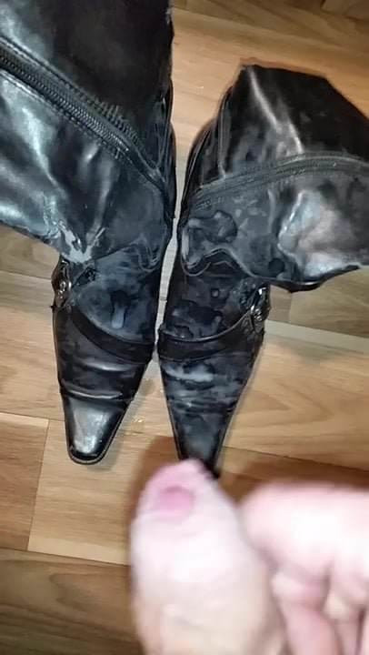 Stiefel besamt