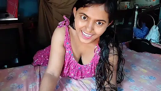 Loan emi ke Badle Bhabhi ji Ne Apne boobs pila diye or Lund ka pani bhi pinliya