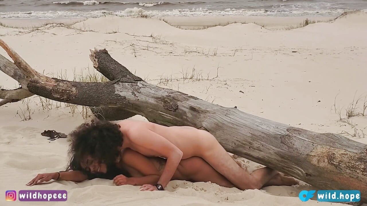 I fuck the perfect Colombian Wild Hope on the beach