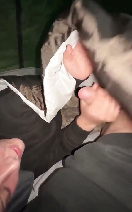 Crud real în camping orgasmic ascuns cu vedere la persoana 1, de la tine futându-mă