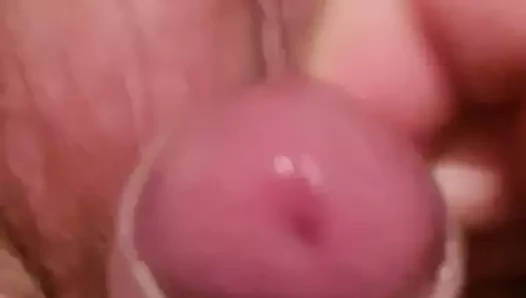 Alman şişman çocuk bir handjob yapar