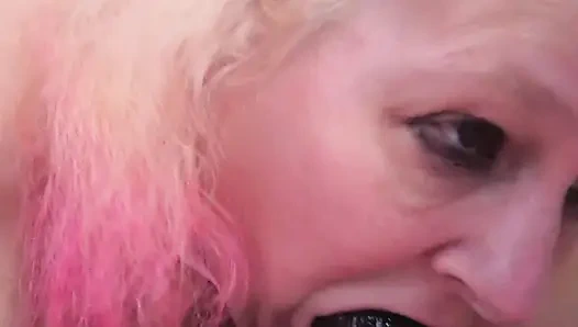 Bayım yarağını bu kadar büyük emebilir miyim