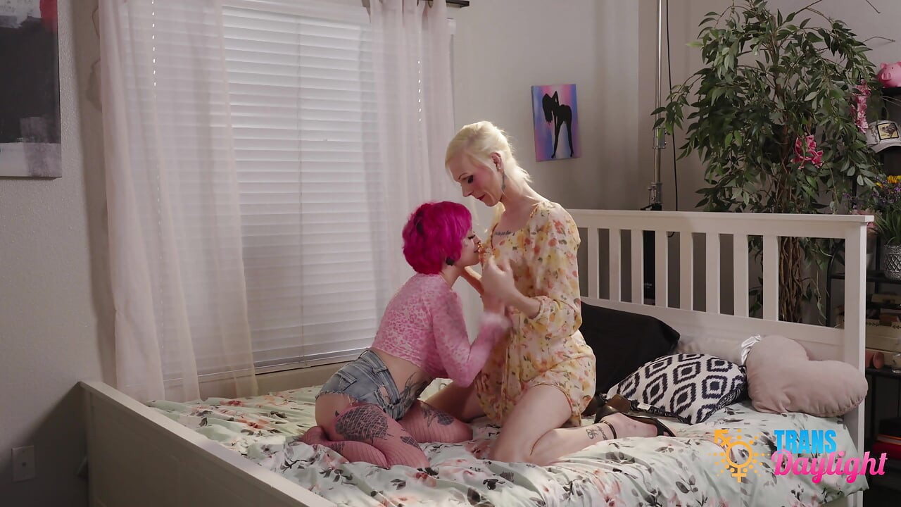 Sarina's Romantic Rendezvous Trans Redhead Teases Blonde Girlfriend