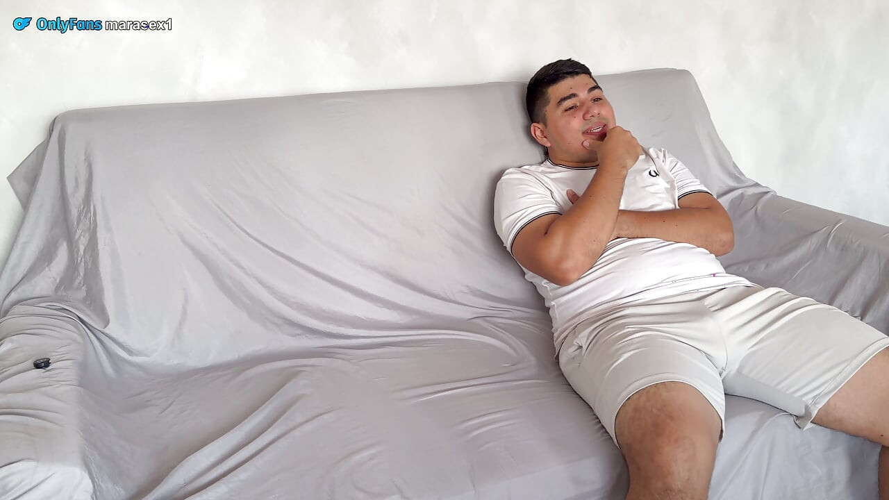 Sexual Accident with My Neighbor, I Give Her Vergaminol