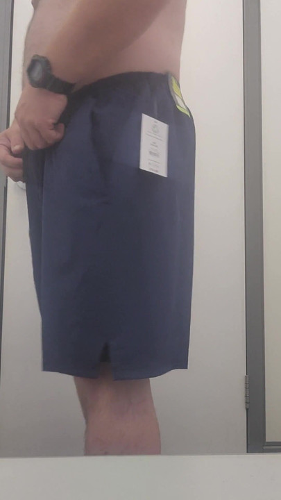 「お店でもっと服を試着する」からの絶景の瞬間。