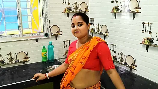 I went to bhabhi’s house during summer vacation and enjoyed a lot with my lovely bhabhi, Full Hindi Viral new Video