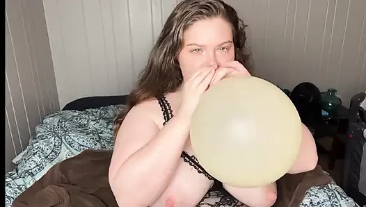Cadının balon sikiş oyuncağı