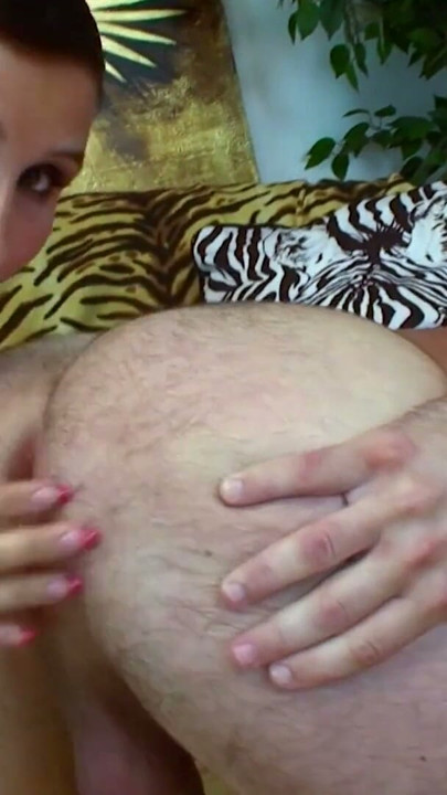 Heute wird mein Freund gefickt ANAL | Clip 2