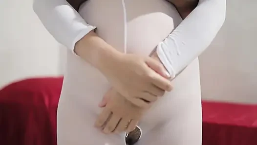 Çok seksi çoraplı Hintli kız, hizmetçi tarafından sikiliyor, tombul göt