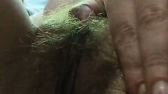 Kijk hoe mijn intense orgasme gebeurt via een buis in deze pov -urethrale klank met een katheter