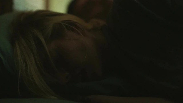 Samara Weaving - ''SMILF'' s2e07