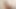 私の魅力的なアジア人の彼女は、私が写真撮影用に使っている箱に入り、自慰行為をしました