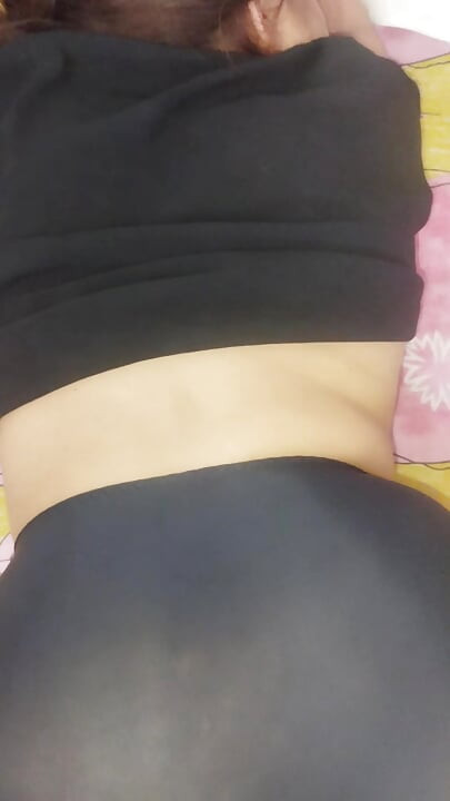 Sali Vena ko xada guff Vena huda hudai kina boyfriend rakhne gare "mero sali le vneko" ( Sali ko farting pussy)