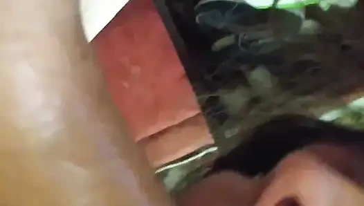 Сексуальная подруга сбрасывает вниз!