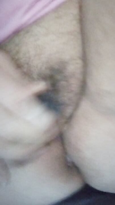 Just a girl who likes playing with her fatty that taste so good