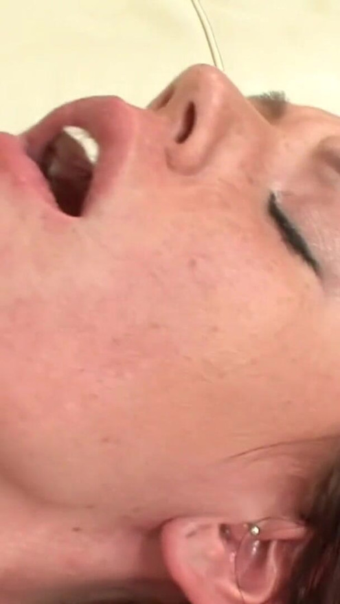 I want to fuck my housewife quickly before my wife comes home | Clip 3